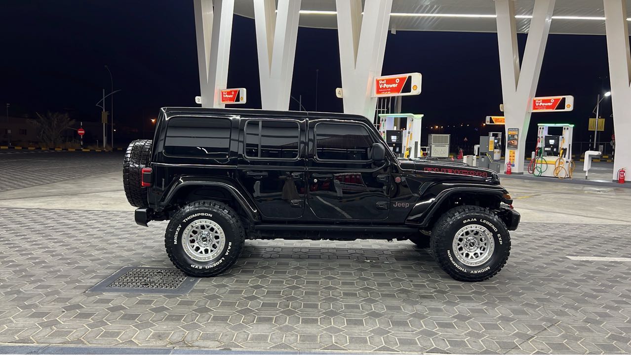 Car Image 2018 JEEP WRANGLER Rubicon