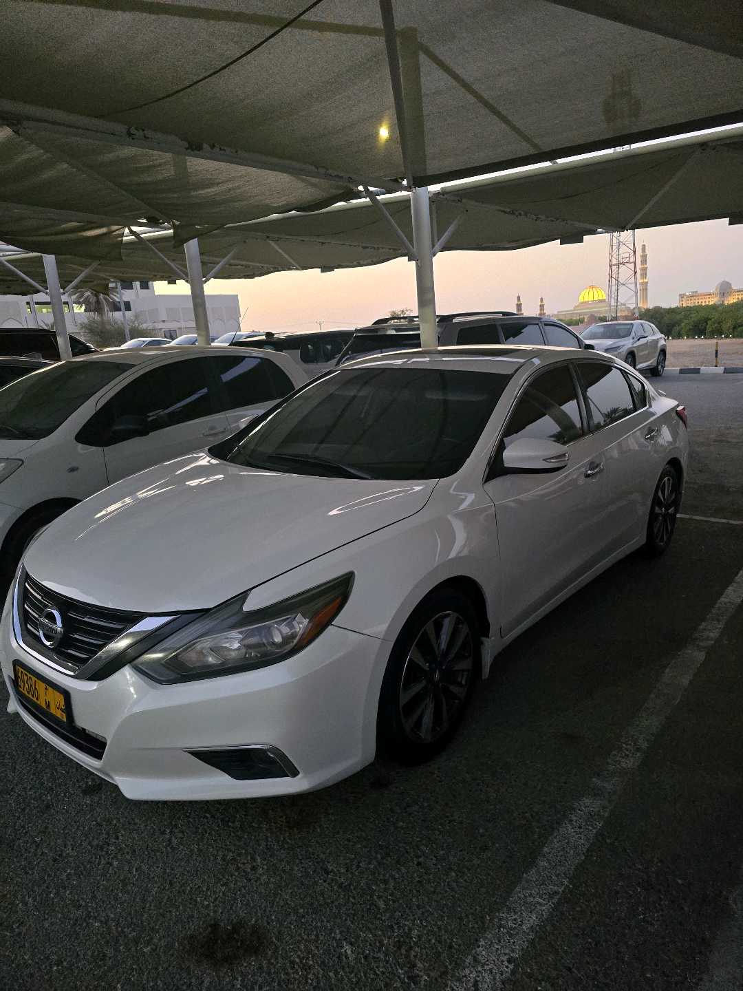 Car Image 2016 NISSAN ALTIMA SL