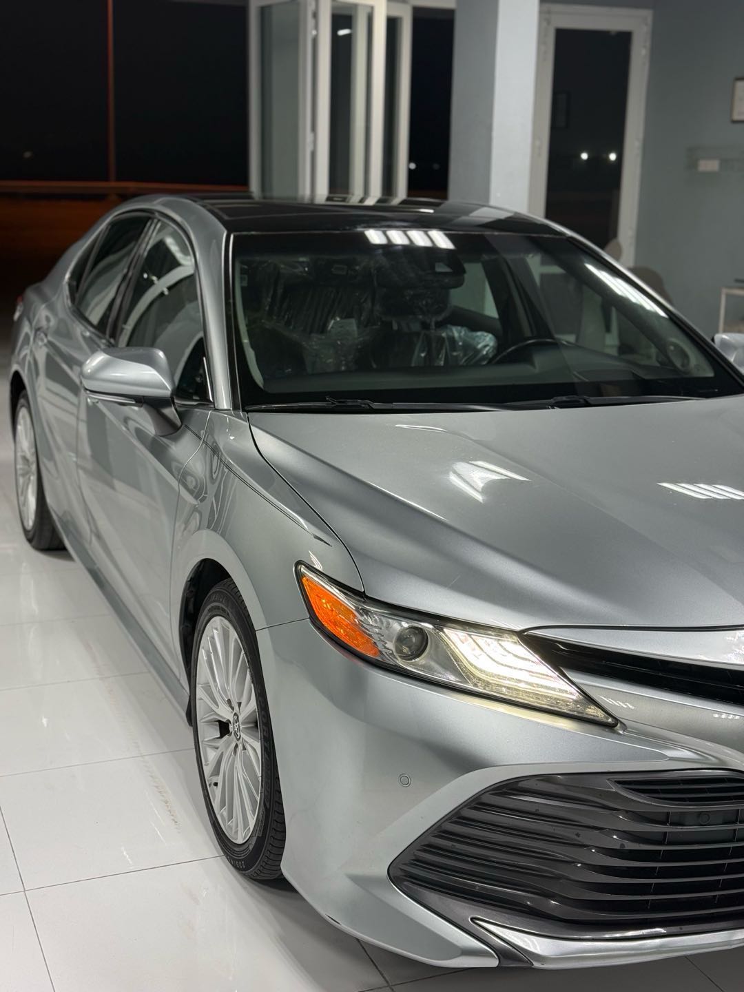 Car Image 2018 TOYOTA CAMRY XLE