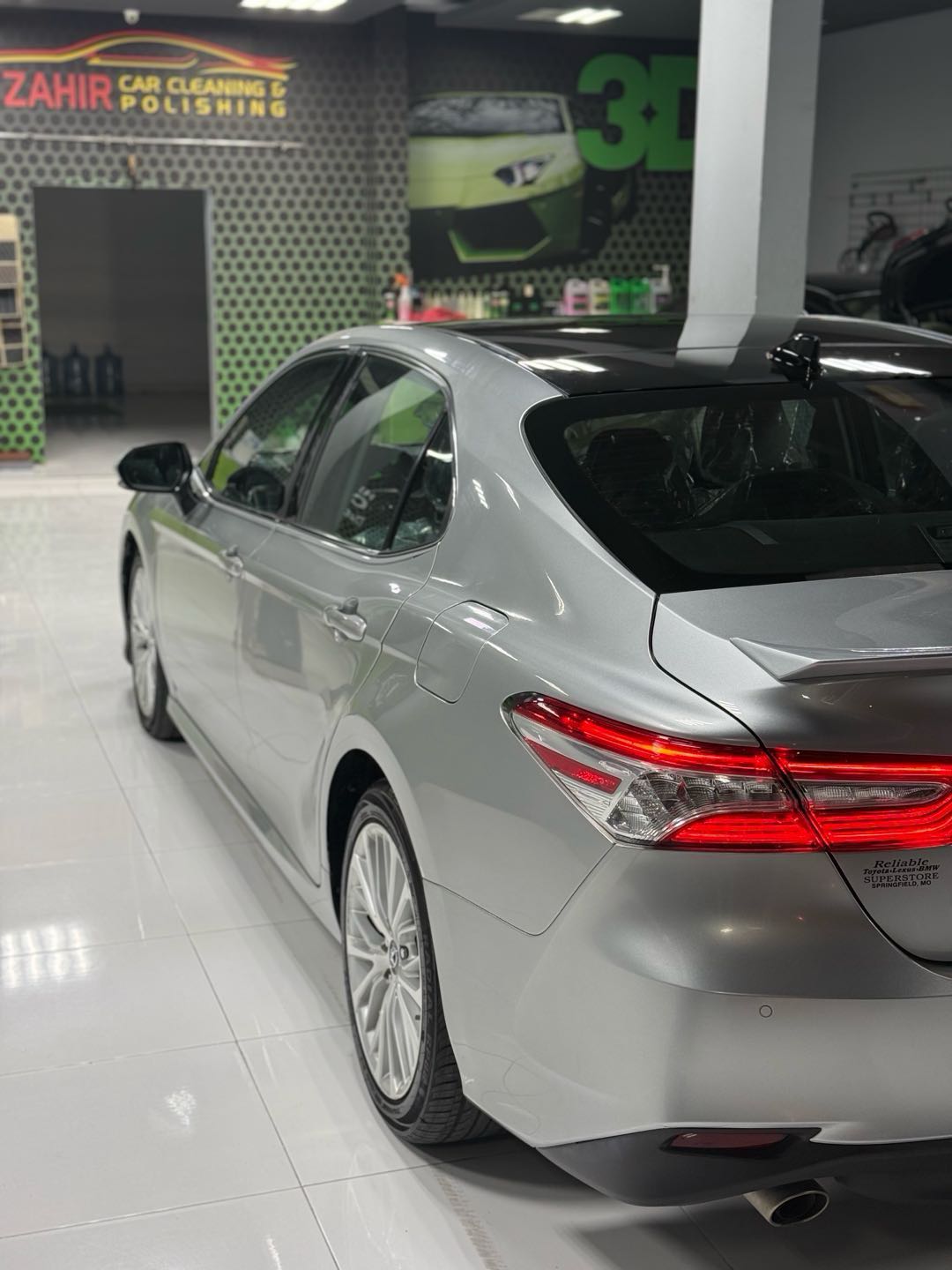 Car Image 2018 TOYOTA CAMRY XLE