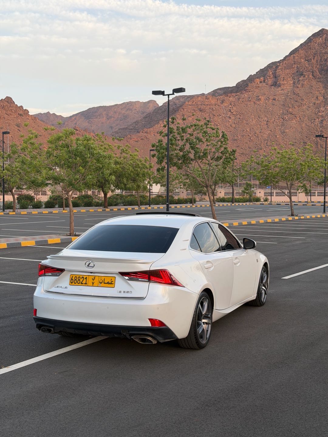 Car Image 2017 LEXUS IS 350