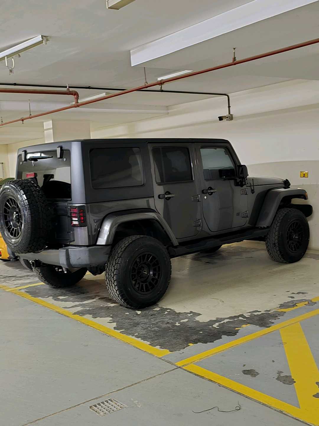 Car Image 2018 JEEP WRANGLER JK