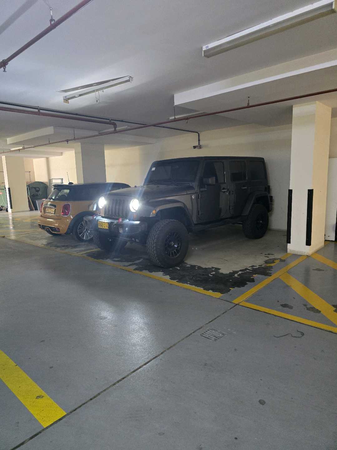 Car Image 2018 JEEP WRANGLER JK