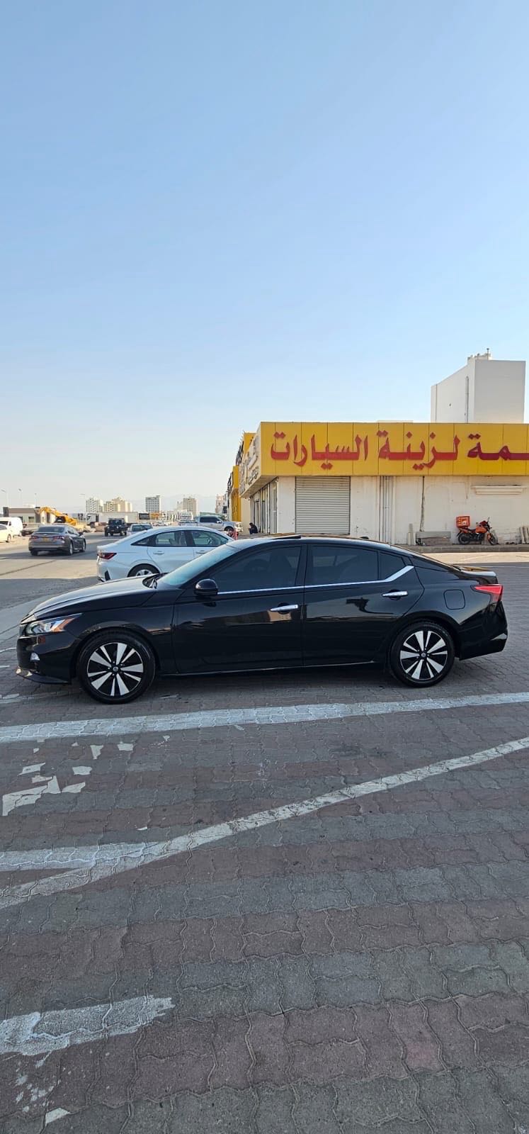 Car Image 2019 NISSAN ALTIMA SL