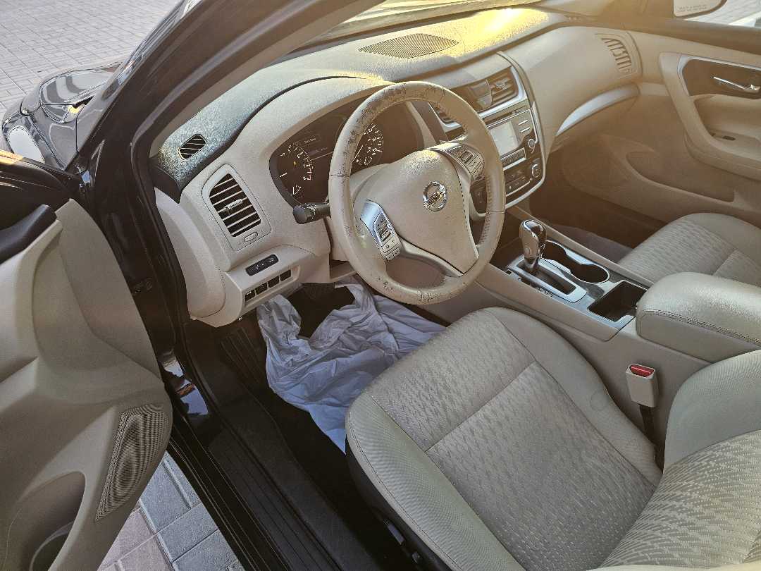 Car Image 2018 NISSAN ALTIMA SV