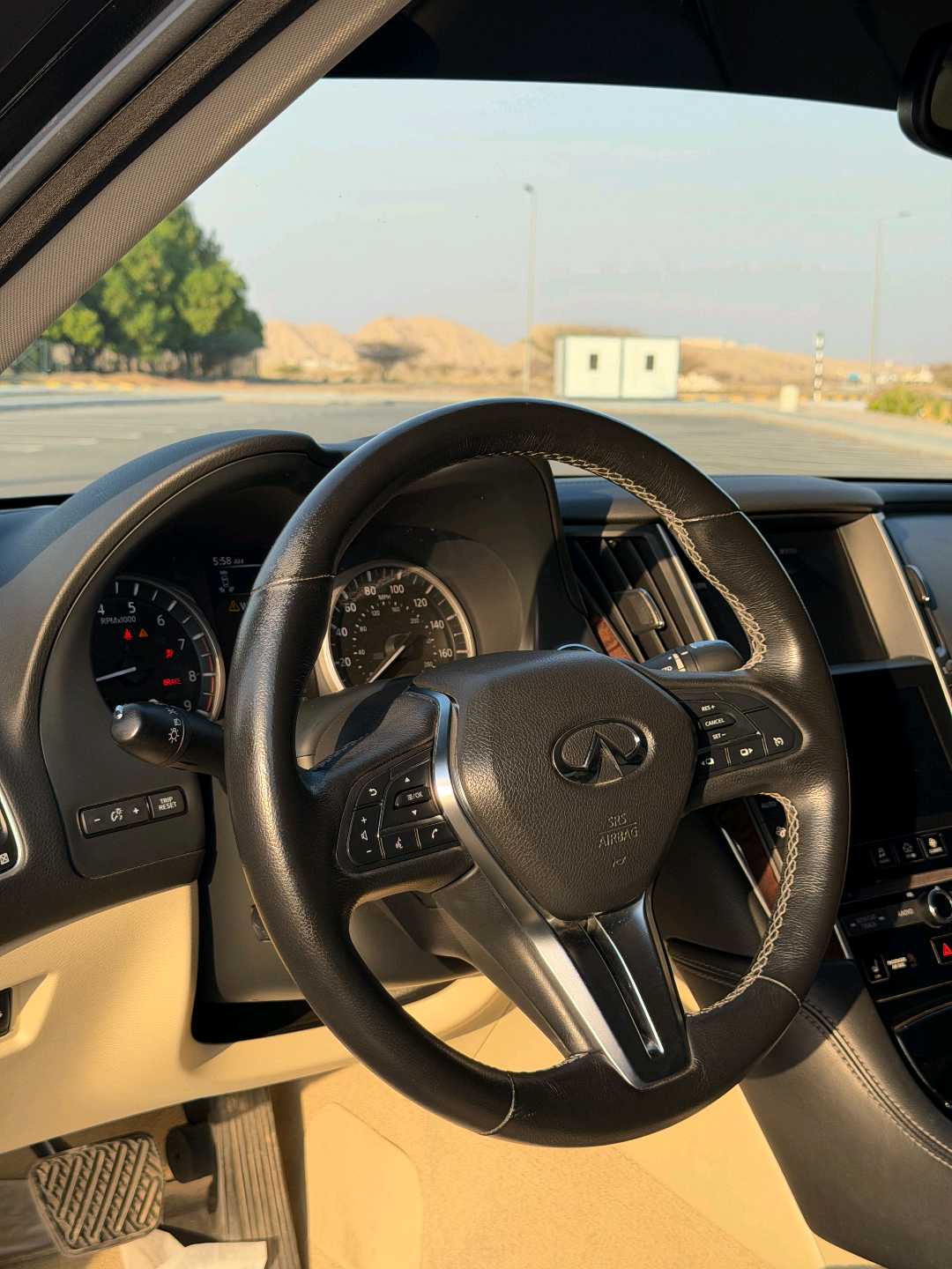 Car Image 2018 INFINITI Q 