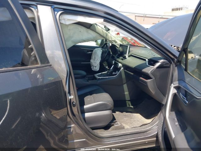 Car Image 2019 TOYOTA RAV4