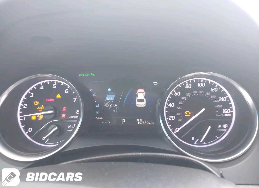 Car Image 2018 TOYOTA CAMRY