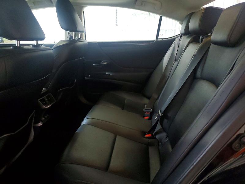 Car Image 2021 LEXUS ES