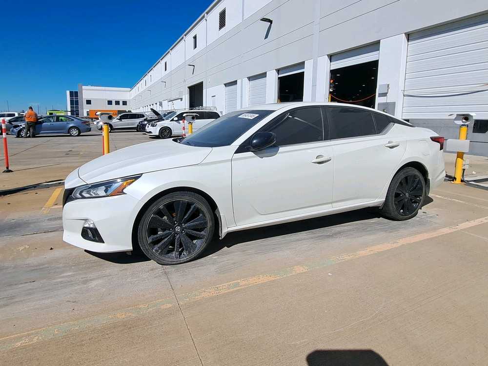 Car Image 2022 NISSAN ALTIMA