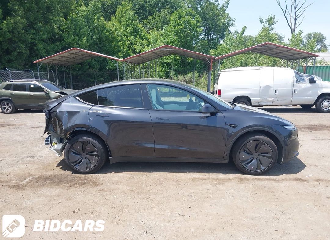 Car Image 2026 TESLA Model Y