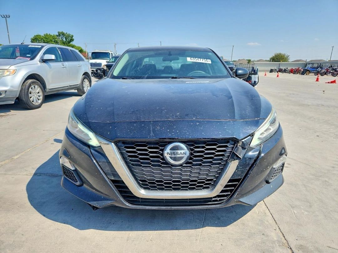 Car Image 2019 NISSAN ALTIMA