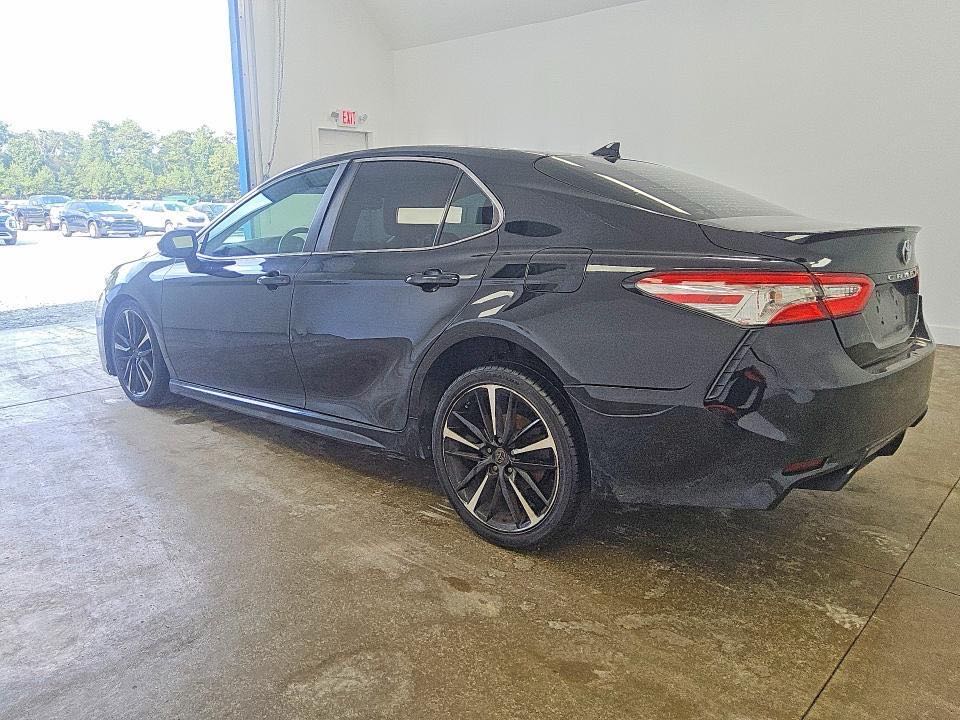 Car Image 2020 TOYOTA CAMRY
