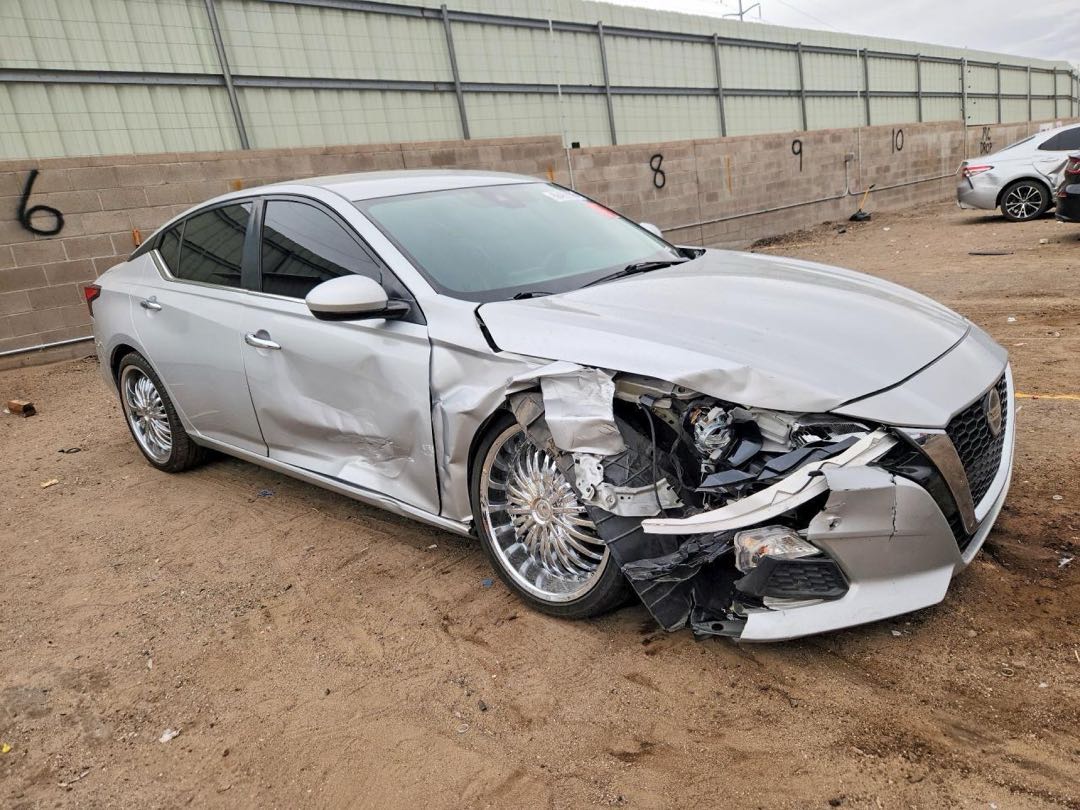 Car Image 2019 NISSAN ALTIMA