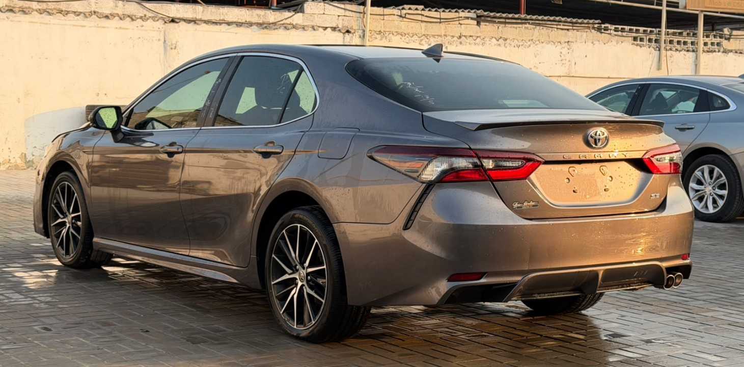 Car Image 2023 TOYOTA CAMRY
