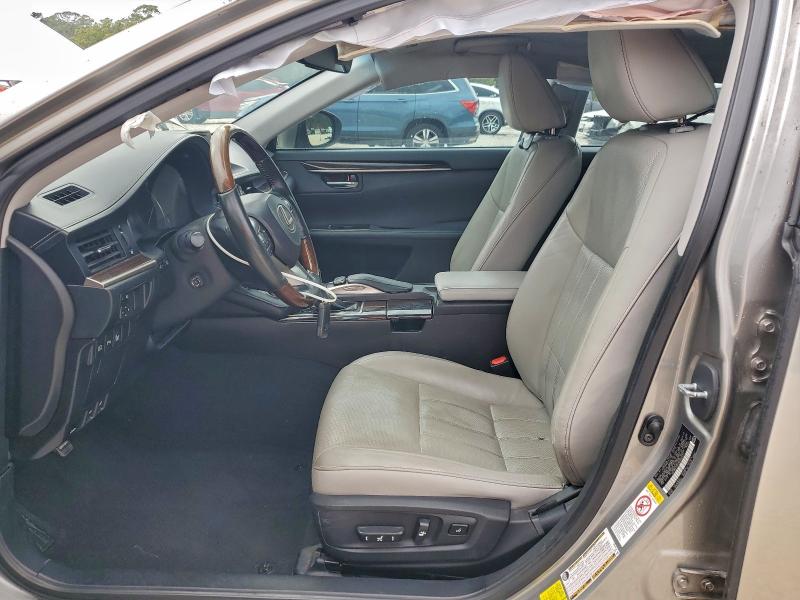 Car Image 2016 LEXUS ES