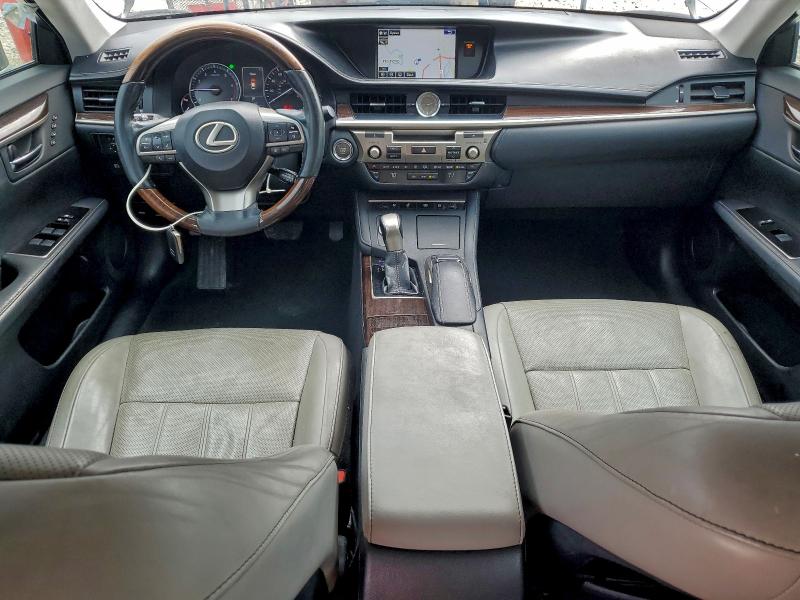 Car Image 2016 LEXUS ES