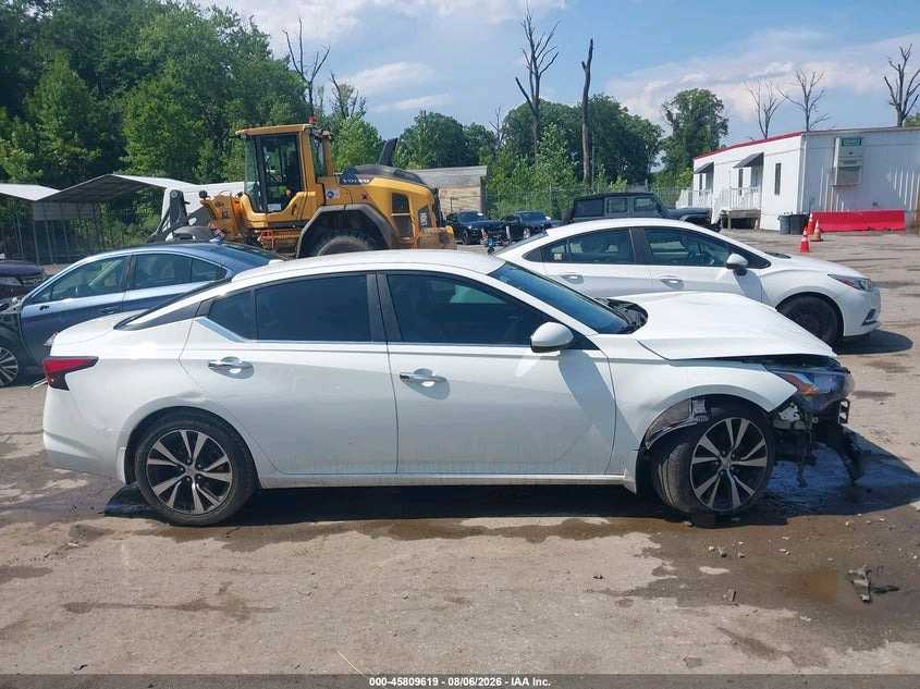 Car Image 2019 NISSAN ALTIMA