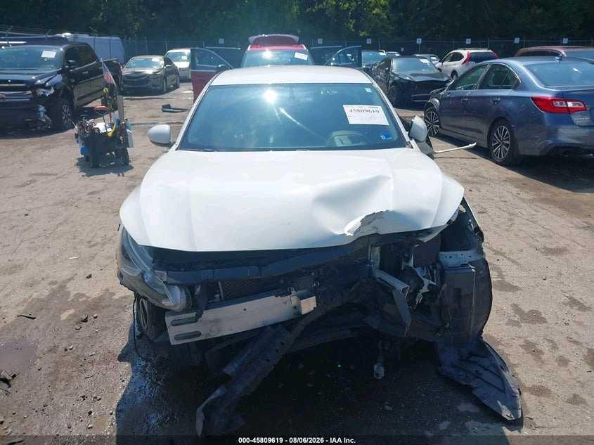 Car Image 2019 NISSAN ALTIMA