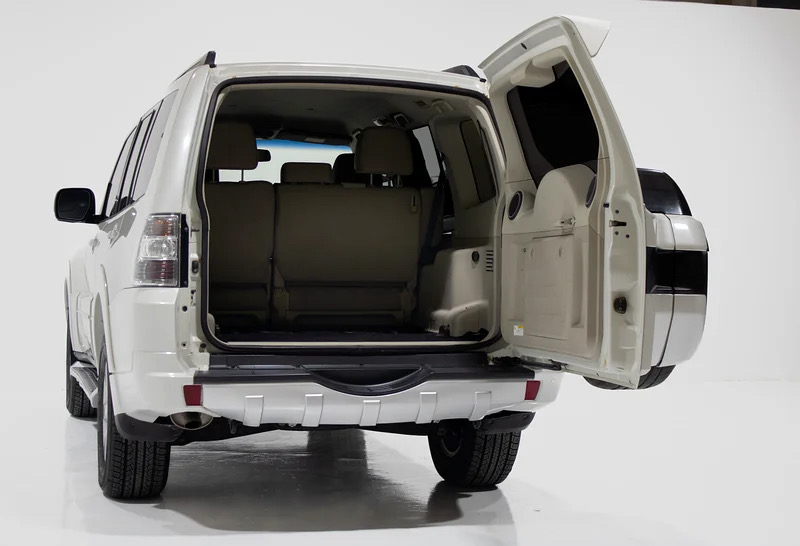 Car Image 2020 MITSUBISHI PAJERO 