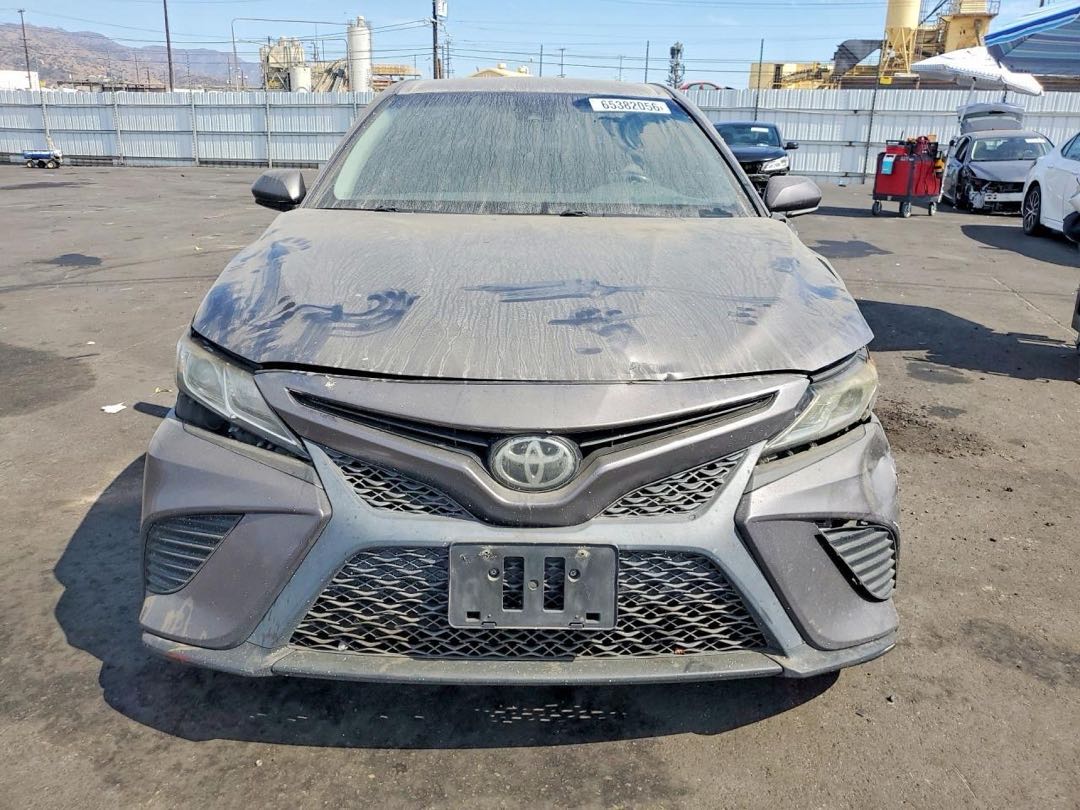 Car Image 2018 TOYOTA CAMRY