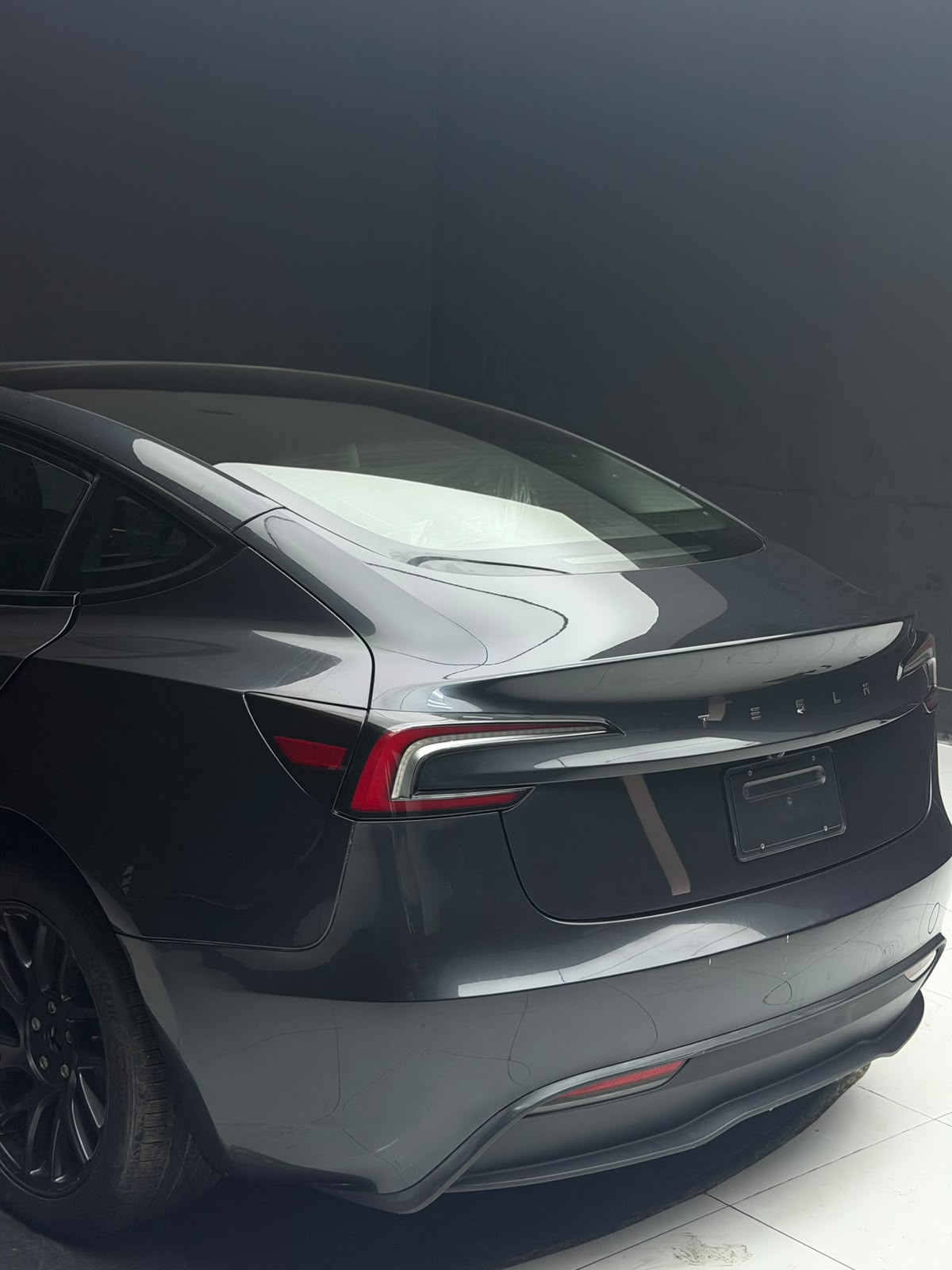 Car Image 2024 TESLA Model 3