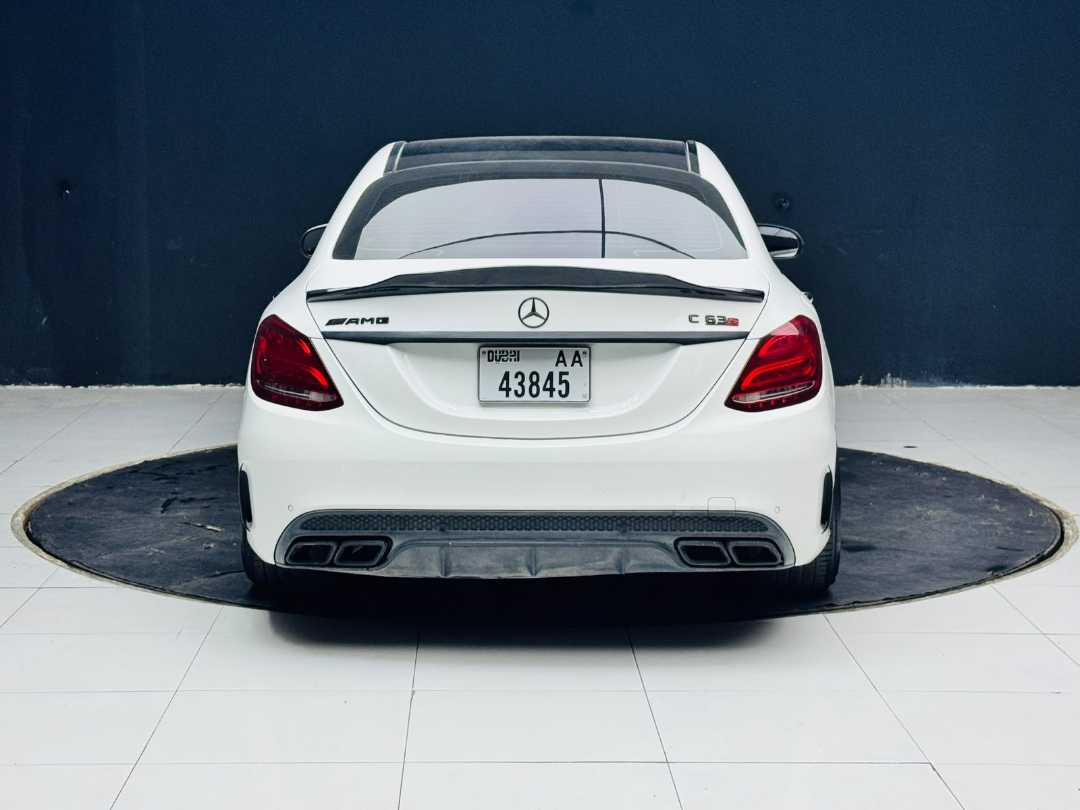Car Image 2016 MERCEDES C Class