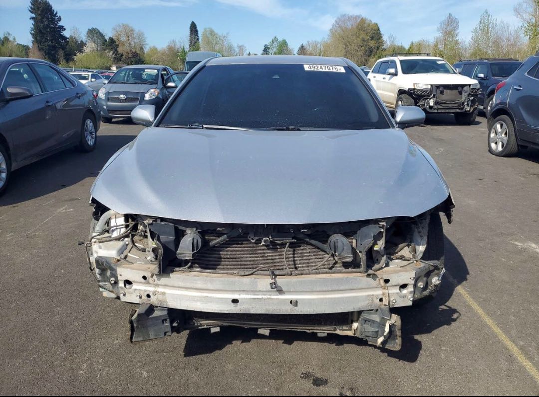 Car Image 2018 TOYOTA CAMRY