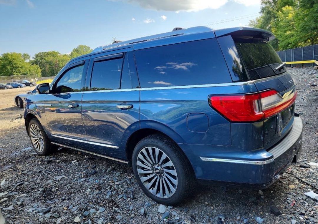 Car Image 2019 LINCOLN NAVIGATOR