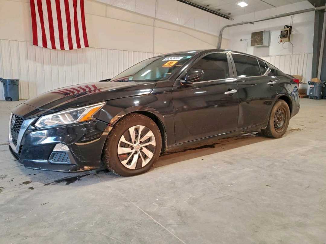 Car Image 2019 NISSAN ALTIMA