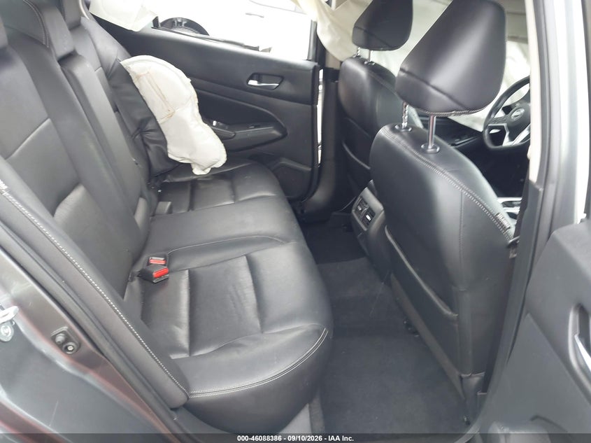 Car Image 2019 NISSAN ALTIMA