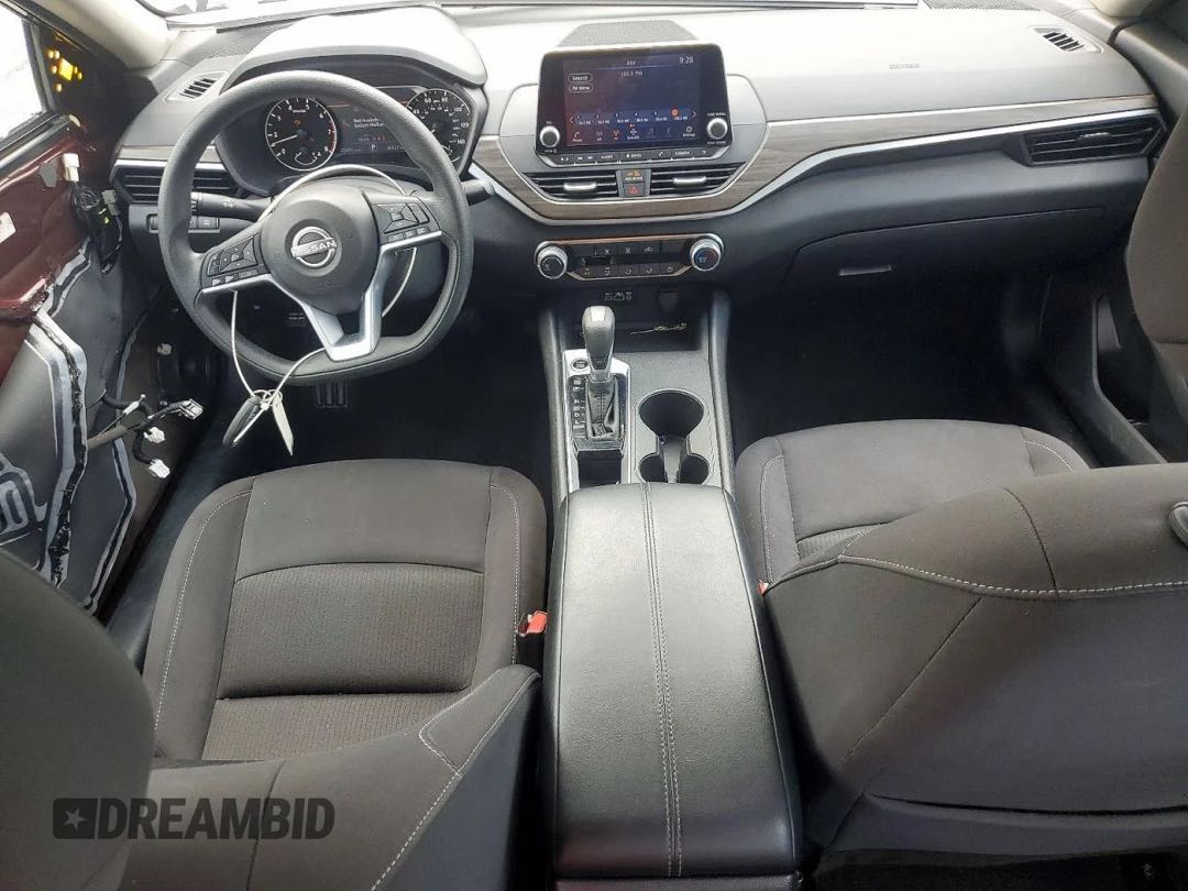 Car Image 2025 NISSAN ALTIMA