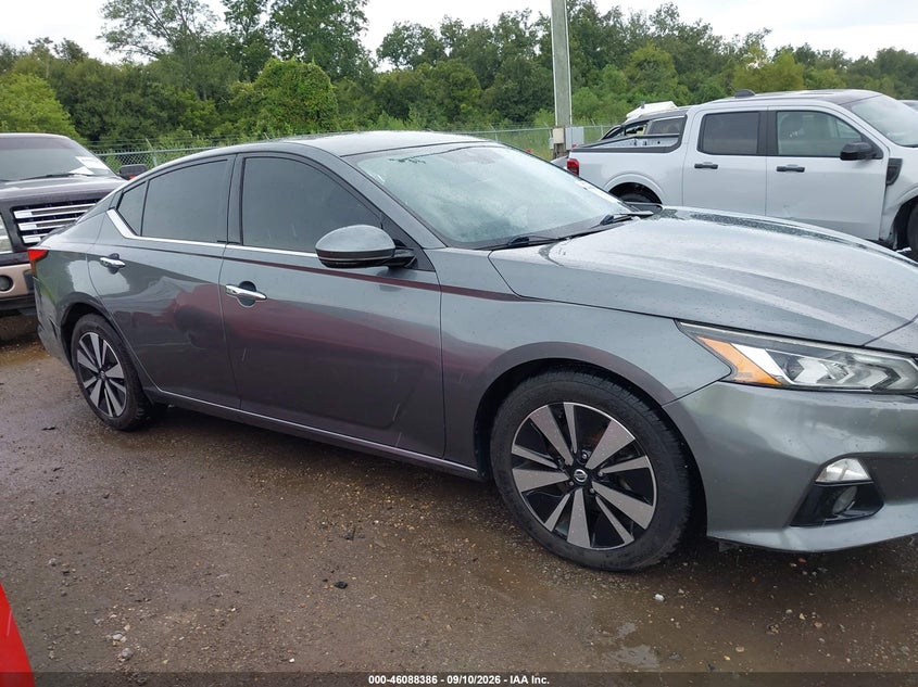 Car Image 2019 NISSAN ALTIMA
