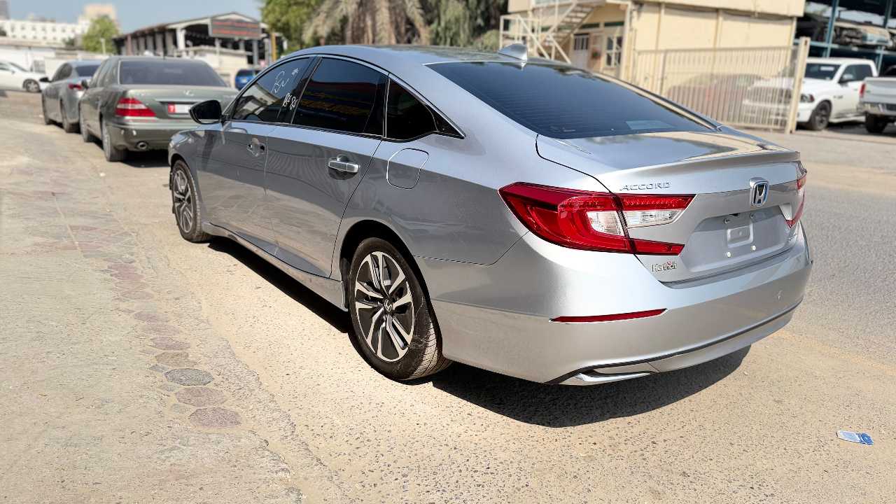 Car Image 2021 HONDA ACCORD