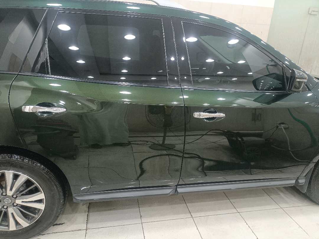 Car Image 2018 NISSAN PATHFINDER SL