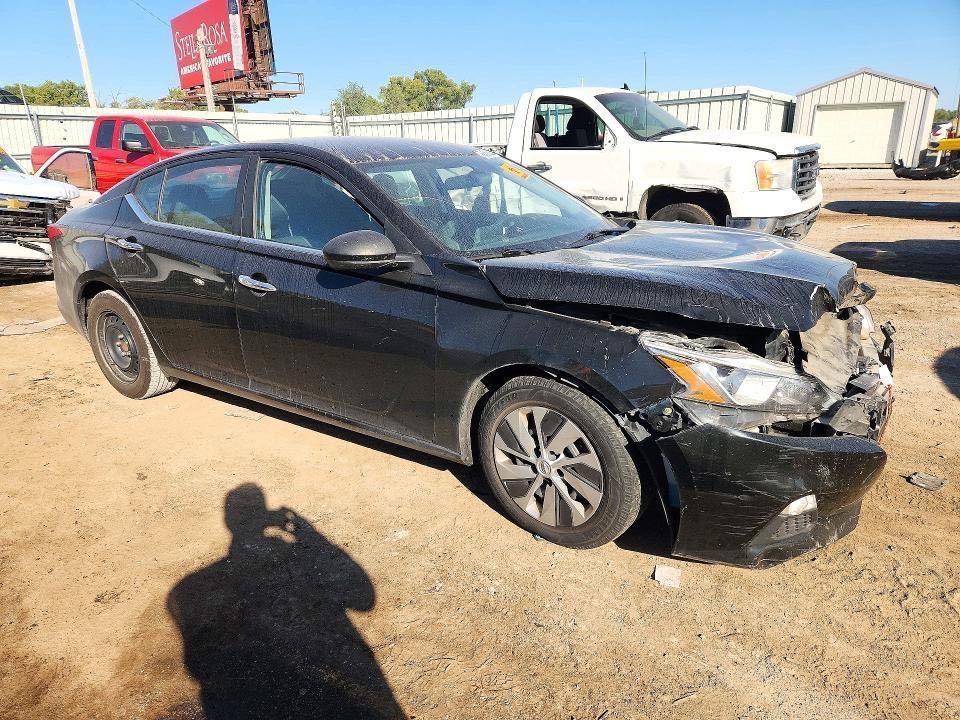 Car Image 2020 NISSAN ALTIMA
