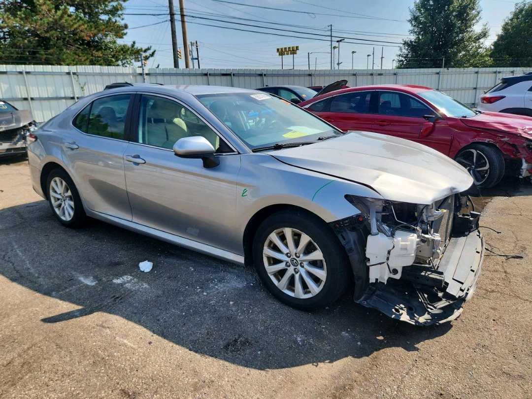 Car Image 2020 TOYOTA CAMRY