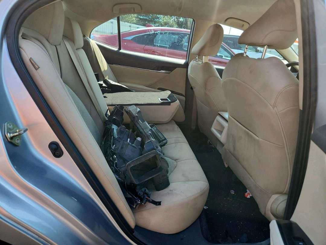 Car Image 2020 TOYOTA CAMRY