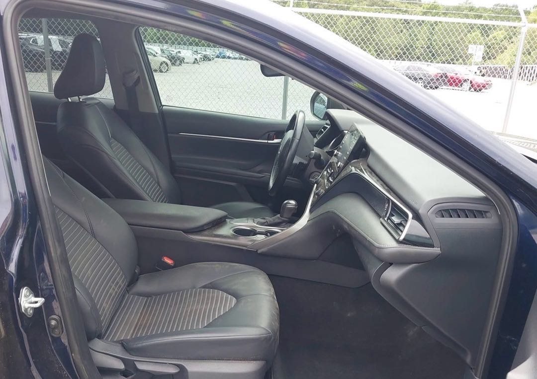 Car Image 2022 TOYOTA CAMRY