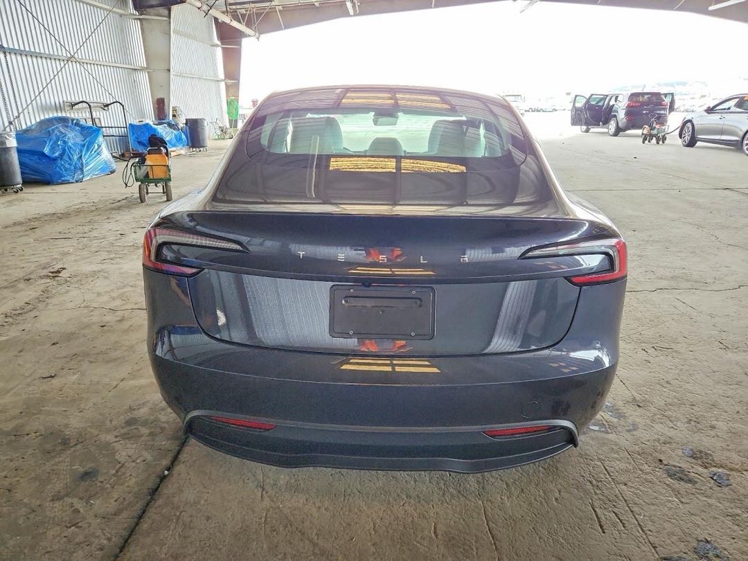 Car Image 2025 TESLA Model 3