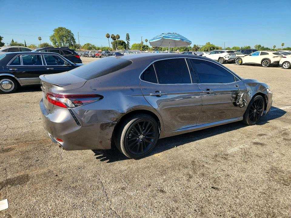 Car Image 2023 TOYOTA CAMRY