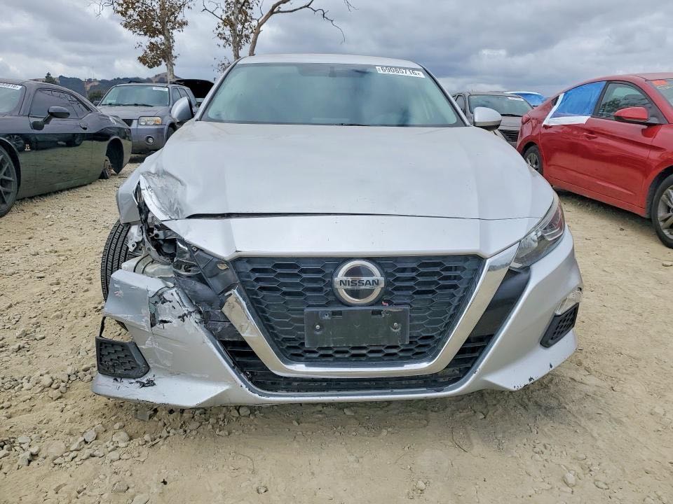 Car Image 2020 NISSAN ALTIMA