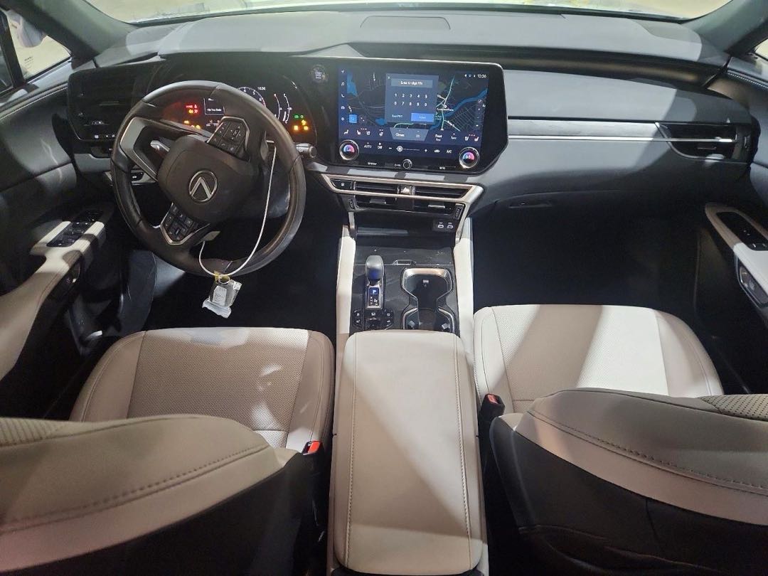 Car Image 2024 LEXUS RX