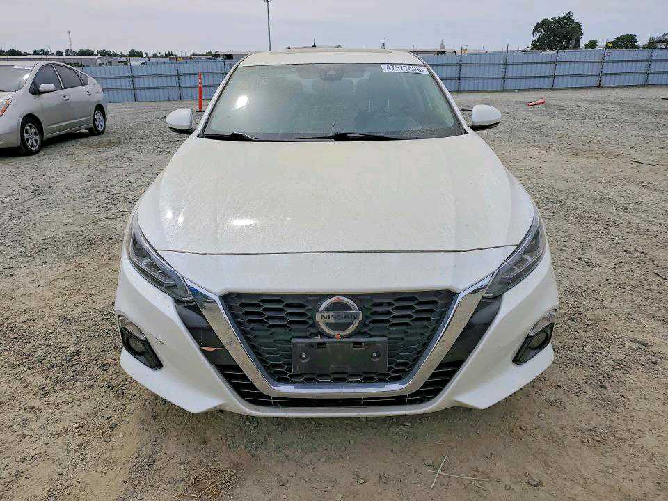 Car Image 2020 NISSAN ALTIMA