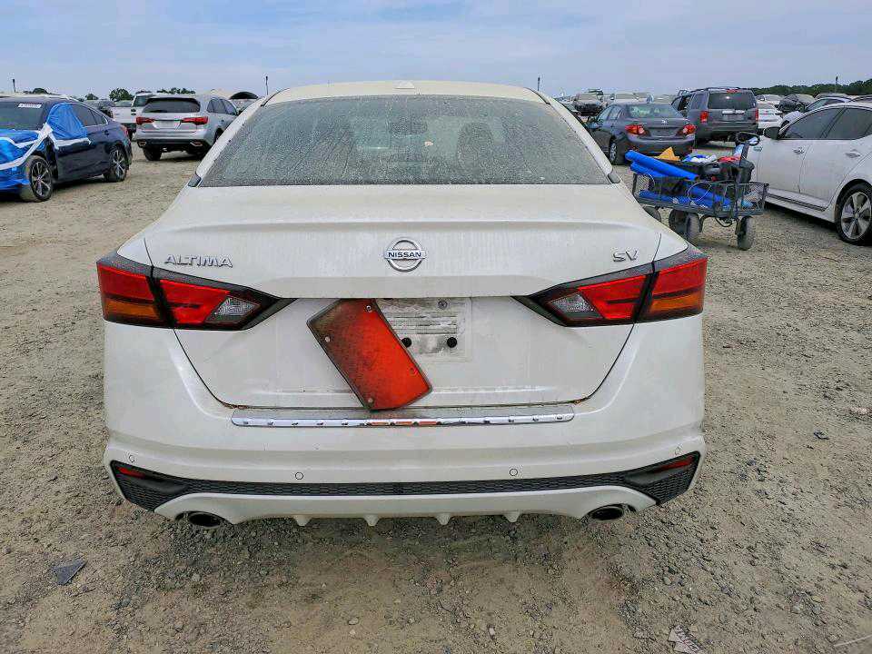 Car Image 2020 NISSAN ALTIMA