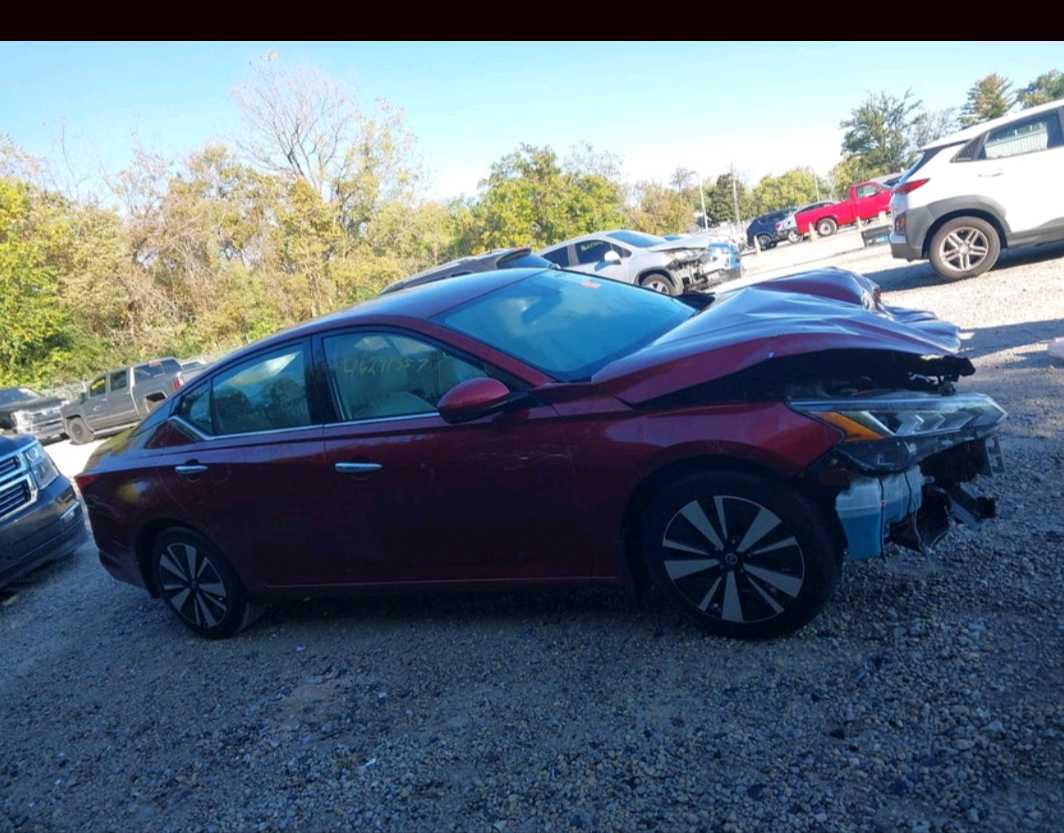 Car Image 2021 NISSAN ALTIMA