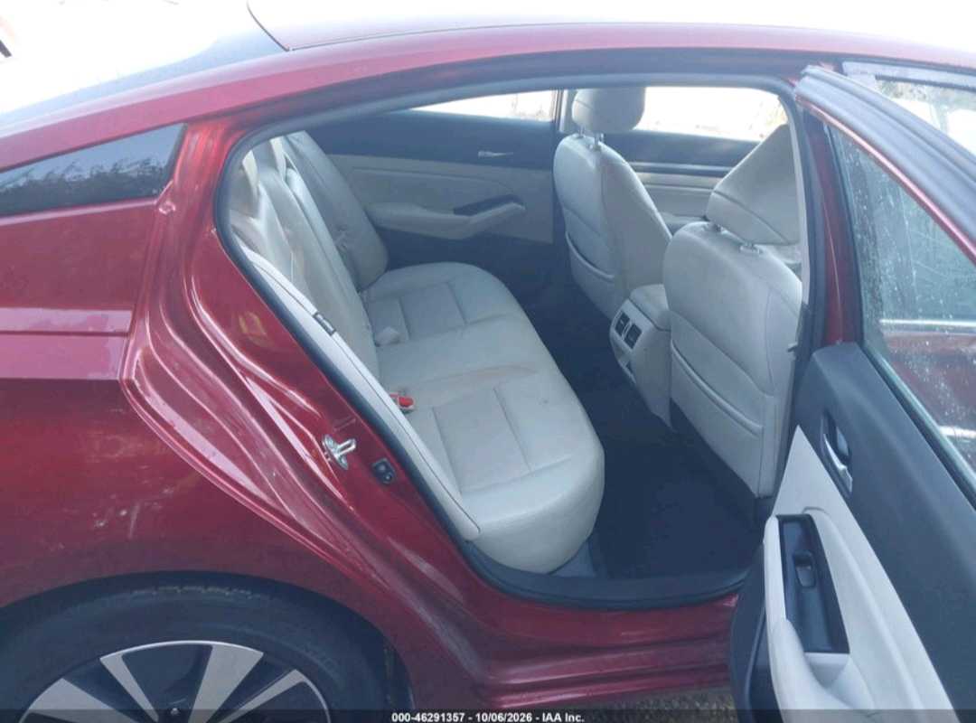 Car Image 2021 NISSAN ALTIMA