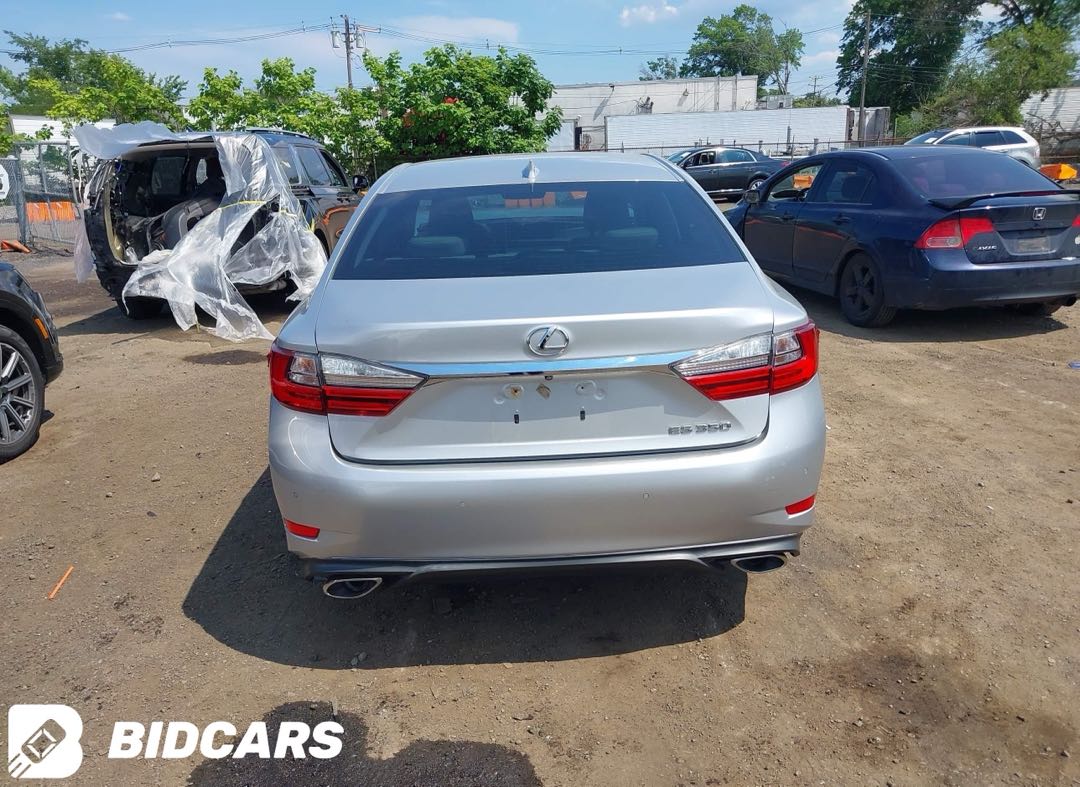 Car Image 2018 LEXUS ES