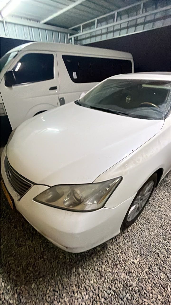 Car Image 2007 LEXUS IS 300