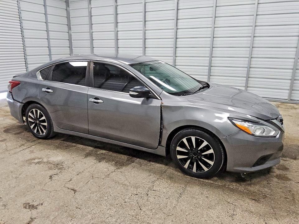 Car Image 2018 NISSAN ALTIMA